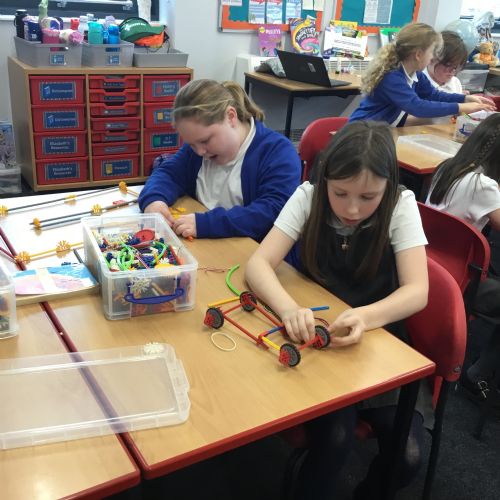 5HH STEM- Making a ride for the Safari Park